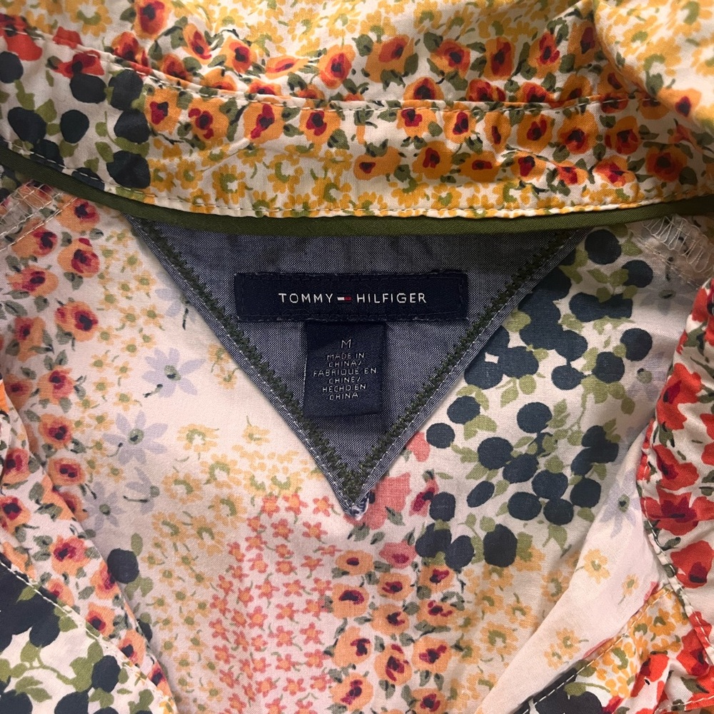 Tommy Hilfiger Floral Button-Up Dress with Belt - Picture 4 of 4